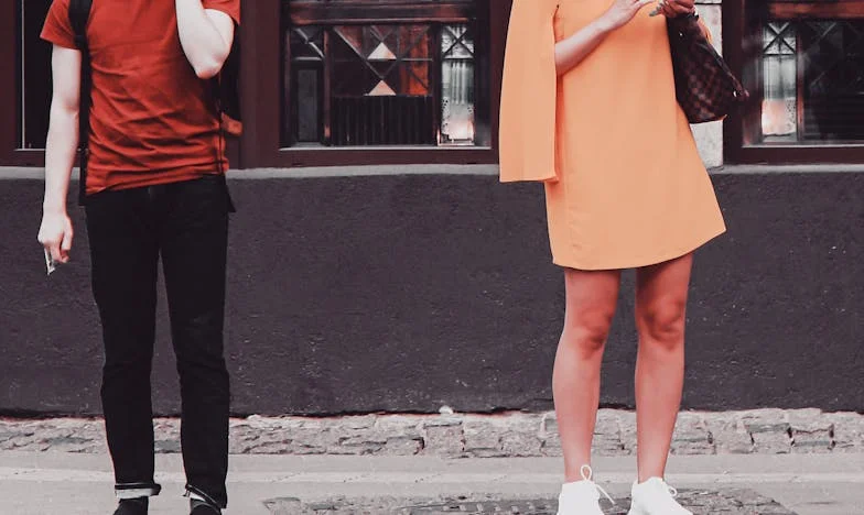 Moja teściowa wręczyła mi papiery rozwodowe, ale moja zemsta zrujnowała jej wystawne urodziny…