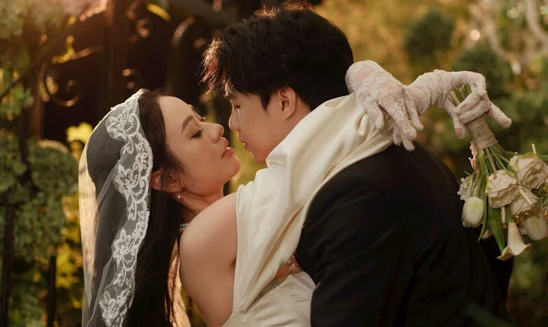 Po pięćdziesięciu latach ciszy: Spotkanie z ojcem, którego nigdy nie znałam