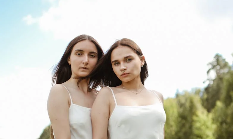 Tajemnica, która rozdarła ciszę: Historia rodziny, której nie chcieliśmy poznać