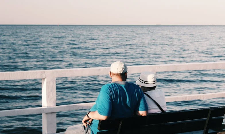 „To nie jest hotel!” – Jak nauczyłam się mówić „nie” własnej rodzinie, gdy nasz dom nad morzem stał się ich letnią bazą