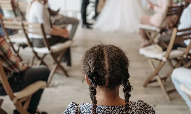 Dzień, w którym wróciłem do domu mojej byłej żony i zobaczyłem zdjęcie, które zmieniło wszystko