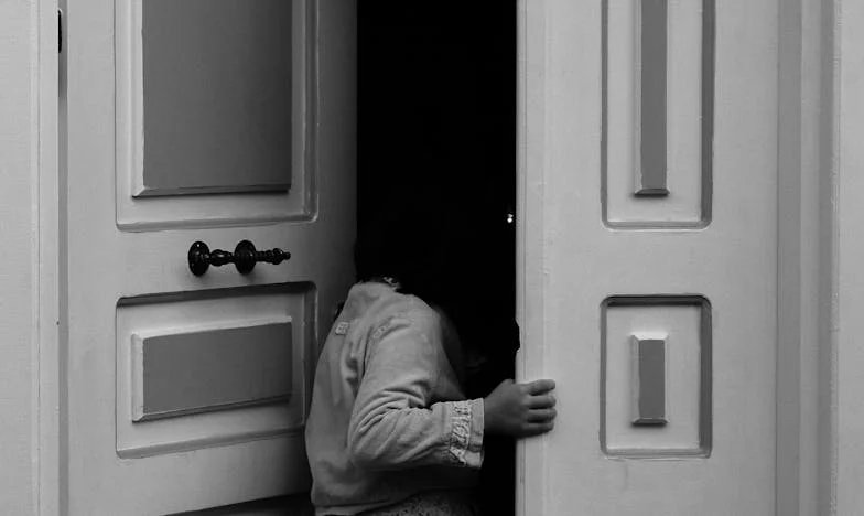 „Nie wracaj, jeśli nie masz odwagi” – Historia o rodzinie, winie i przebaczeniu