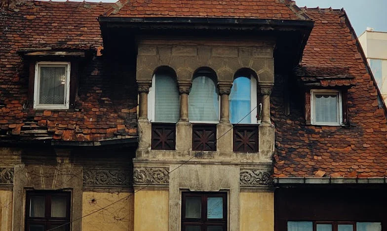 Między Miłością a Poczuciem Winy: Życie Asi w Cieniu Tajemnicy