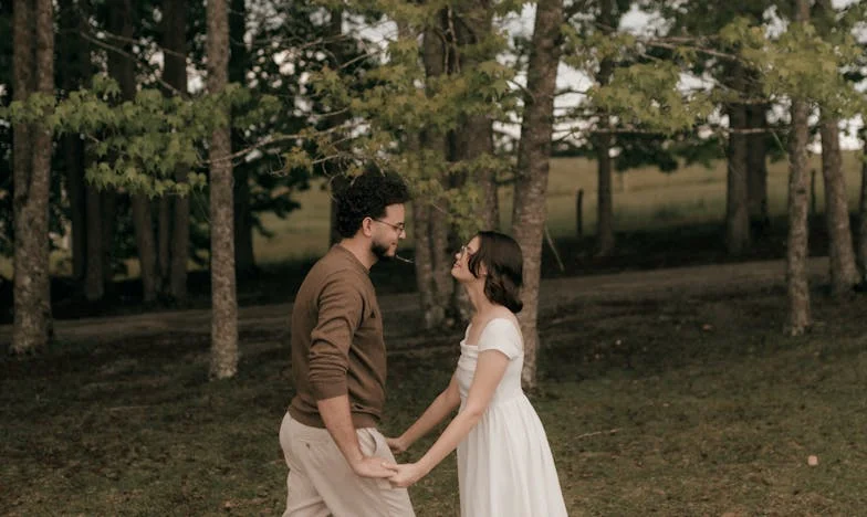 Dovolj mi je! Prvič v življenju izbiram sebe – Izpoved Slovenke po 35 letih zakona