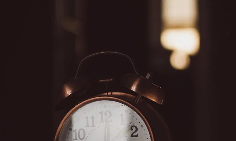 Srce na dlani: Zgodba o žrtvovanju in ljubezni v bolnišničnih hodnikih