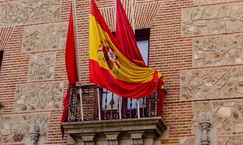 Stanovanje, ki je razklalo našo družino – Izpoved mame