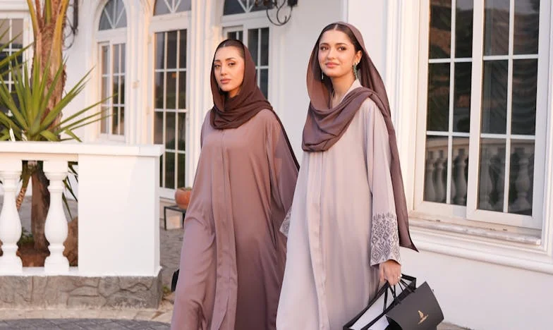 Klic, ki je razbil tišino: Mojca in skrivnosti, ki so spremenile vse