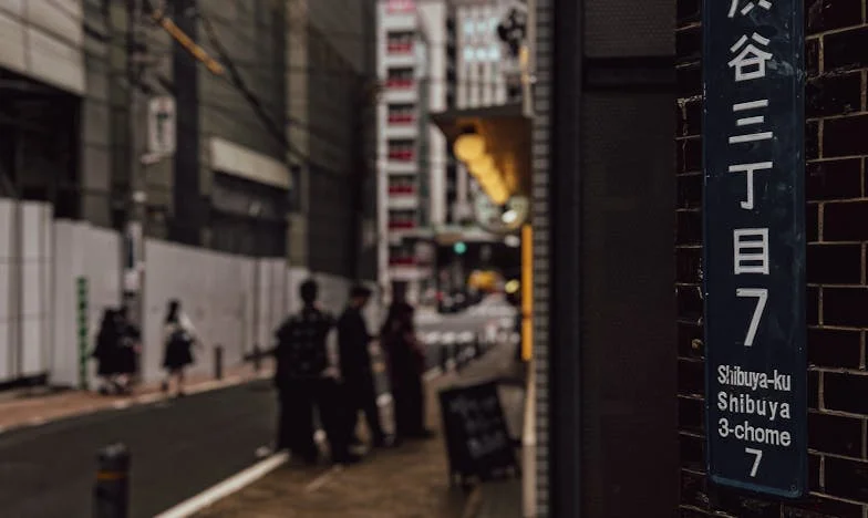 Ko tašča postane središče mojega sveta: Med dolžnostjo in svobodo v slovenski družini