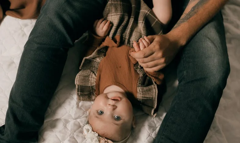 Ko te tašča postavi pred zid: Med lastno srečo in družinskim mirom