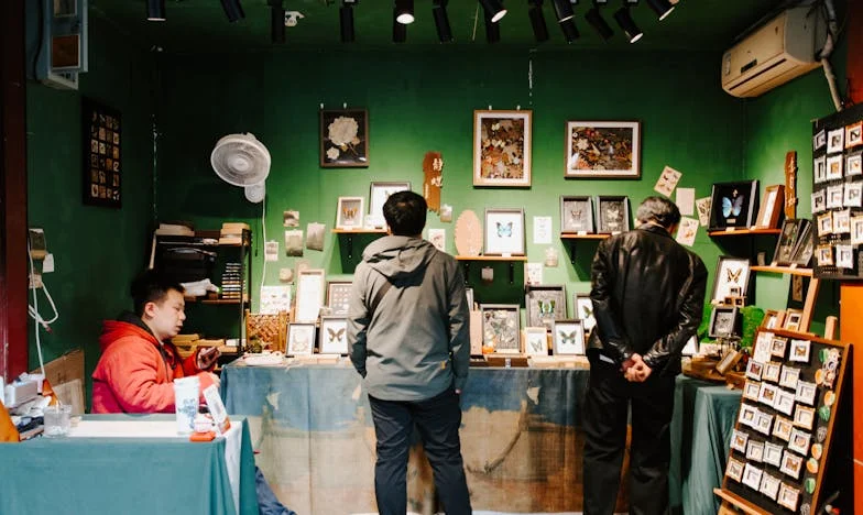 Ločitev ali družina? Ko pride preteklost na prag doma