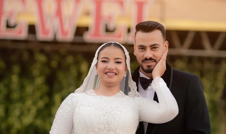 Senca izdaje: Ko sem srečala žensko iz moževe preteklosti