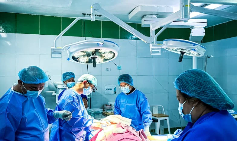 Sosedovo pismo, ki mi je spremenilo življenje: Eva in boj za svojo družino