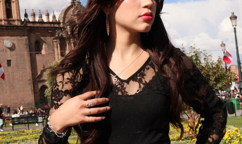 Srce matere močnejše od sodbe: Zgodba o Milici, trojčkih in boju za življenje