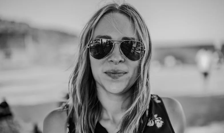 Ali naj mati vedno zaščiti svojo hčer, tudi če je storila napako?