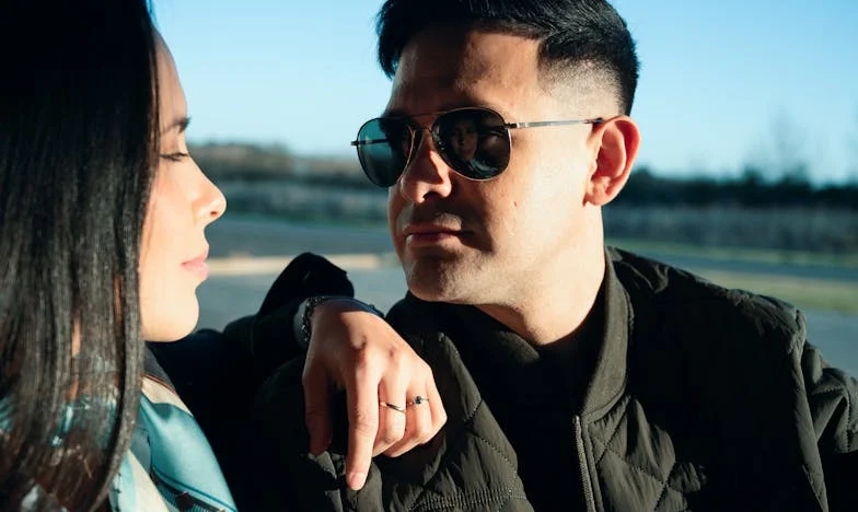 Nepričakovani sostanovalec: Ko je v moje življenje vstopil sin mojega moža