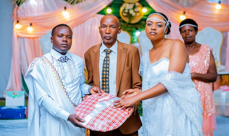 „Saj cel dan nič ne delaš: Otrok samo spi in je“ – Resnica o materinstvu, ki je nihče noče slišati