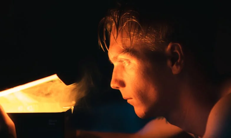 “Spakiraj kovčke in se preseli!” – Rekla je tašča po rojstvu najine hčerke: Med dvema ognjema v slovenski družini