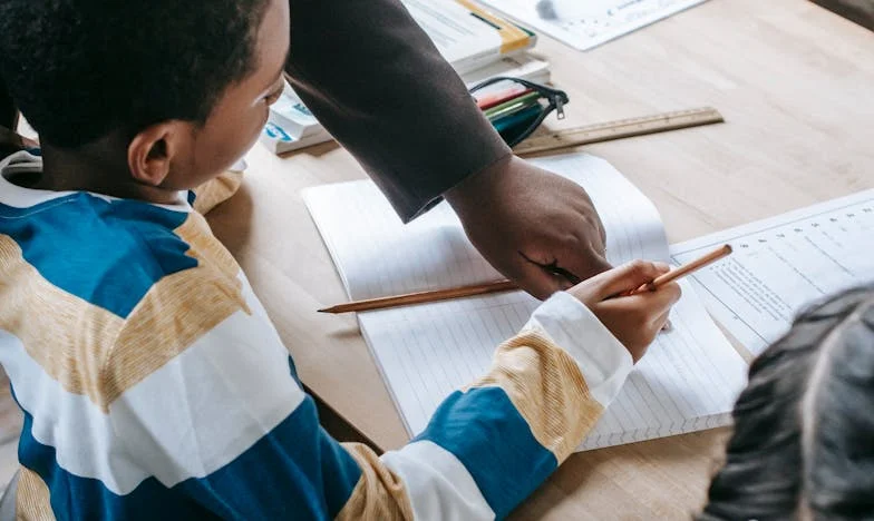 Dedovanje, ki je razklalo dve družini: Moja borba za ljubezen, resnico in odpuščanje