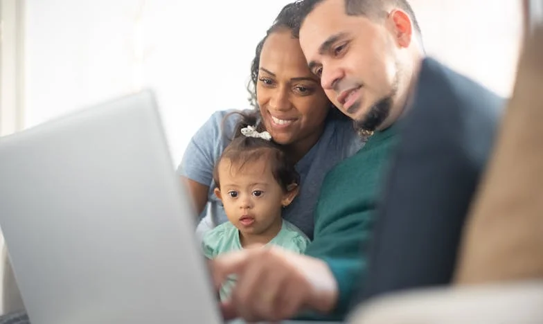 "Ne, tvoja mama ne bo živela z nama" – Moj boj za dom in samospoštovanje