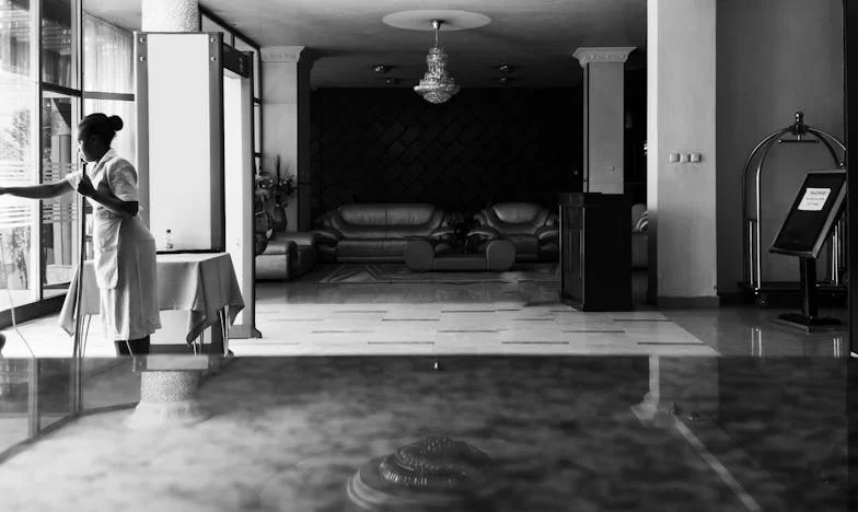 Pet let sem vzdrževala moža – danes sem ga prvič prosila za pomoč. Je to konec najine ljubezni?