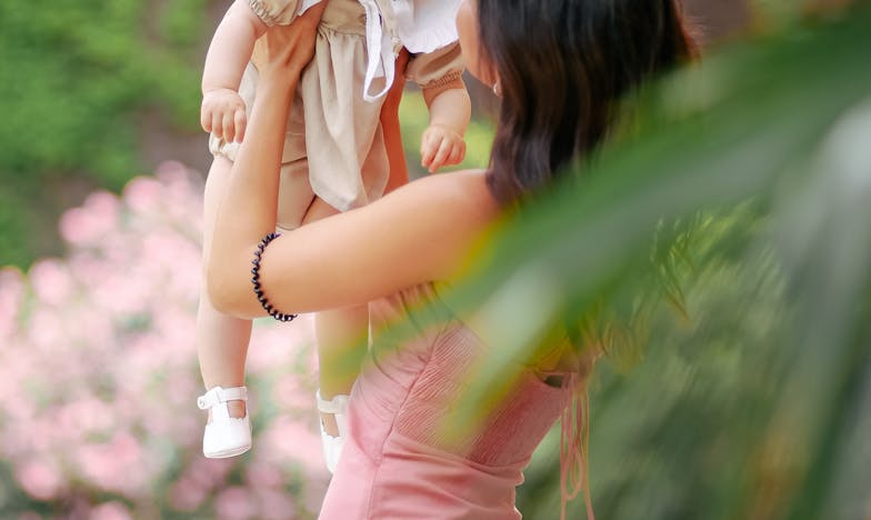 Tujka v lastnem domu: zgodba slovenske snahe