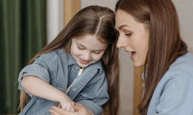 Ko sem babico prosila, naj mi prepiše hišo: Resnica o ljubezni, zaupanju in družini