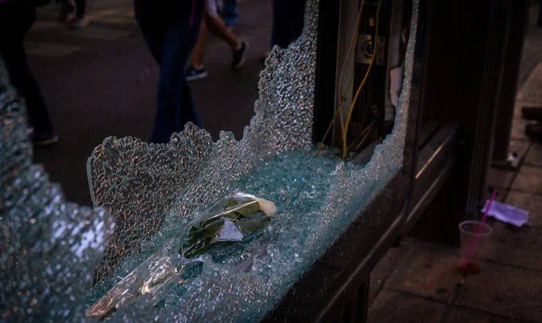 Ko sem se vrnil domov prej... in spoznal resnico o svoji družini