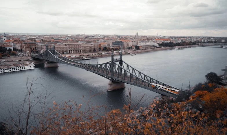Mož, ki si je petkrat na dan zamenjal nogavice