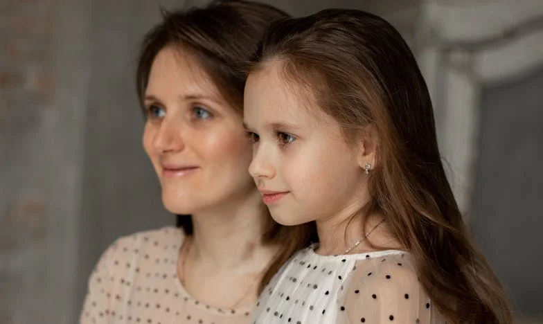 „Ne, mama ne bo živela pri nas!” – Moj boj za dom in dostojanstvo