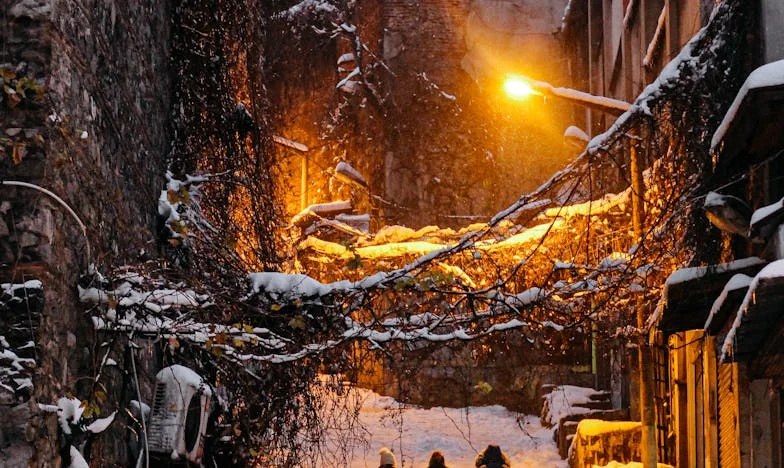 Povratek domov: Med sestrsko ljubeznijo in zakonsko nevihto