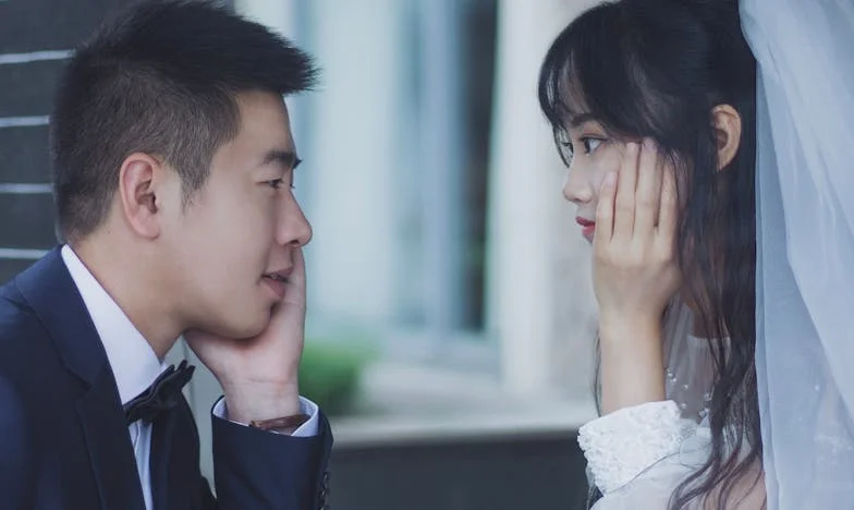 Ali lahko ljubezen zaceli izdajo? Moj boj za odpuščanje in zaupanje