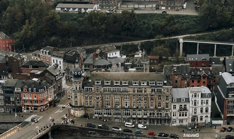 Babica Julija: Bitka za upanje