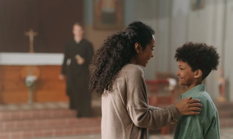 Blizanci v Senci: Skrivnost, ki je spremenila vse