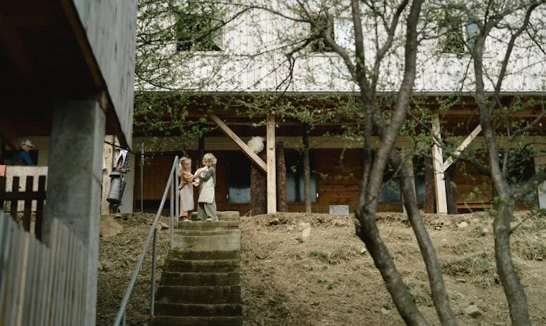 Ko mi je hči zaupala svojega sina: Družinske skrivnosti, ki so spremenile vse