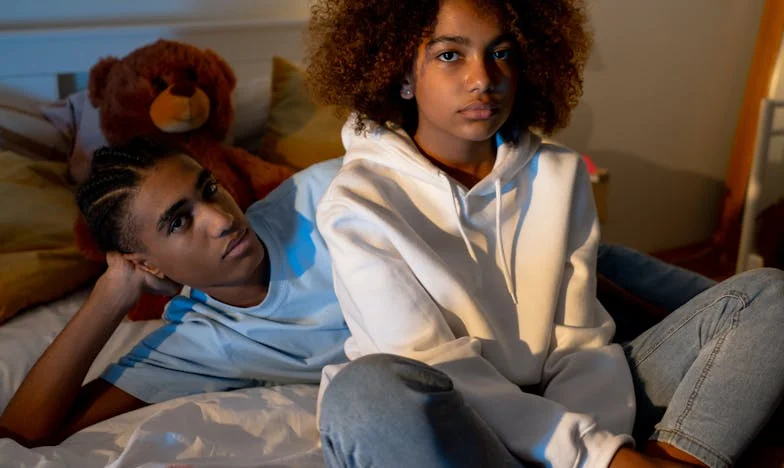 Ko se srce zlomi, a vera ostane: Moj boj s prevaro in odpuščanjem