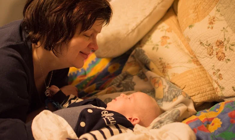 Nevidne napetosti: Ko obiski družine postanejo bojišče