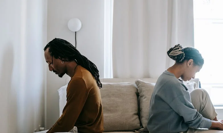 Pire krompir, piščanec in ločitev, ki je ni bilo: Zgodba Agate iz ljubljanskega blokovskega naselja