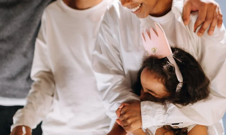 Pravila moje tašče: Kako so me družinske tradicije skoraj zlomile