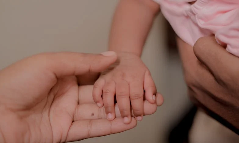 Pripeljala sem mamo k nam domov — mislila sem, da bo to najboljša rešitev. Motila sem se…