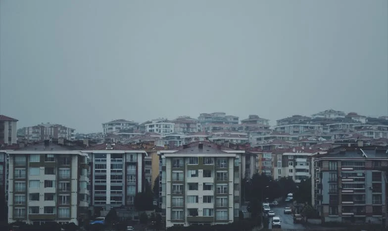 A táska, ami mindent megváltoztatott: Egy váratlan találkozás válás után