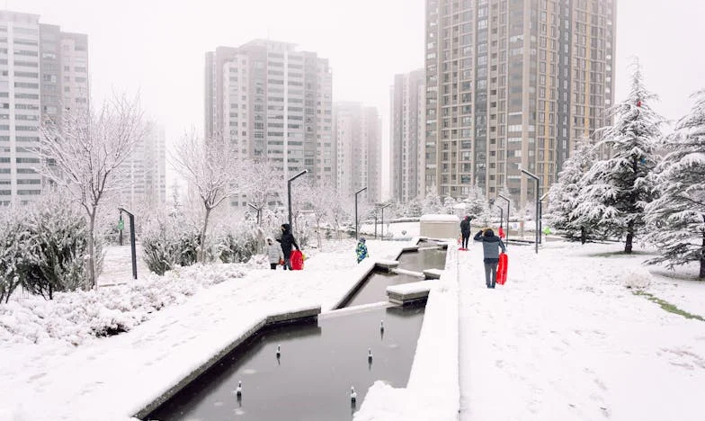 Miért mindig én fizetek? Egy házasság árnyékában – Anna története