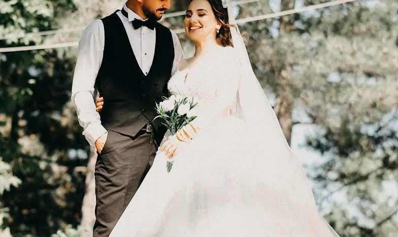 Szerencsés vagy csak bolond? Az „elátkozott szerencsés lány” története – Emília vallomása