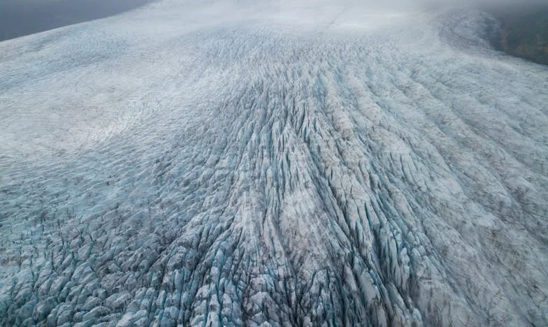 Între Dragoste și Dependență: Povestea lui Andreea și Mihai