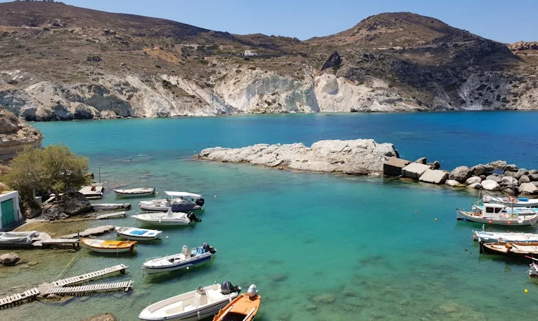 Poduri Reînnodate: Tatăl Meu, Absența și Drumul Spre Iertare