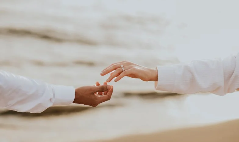 Trei suflete, o singură inimă frântă: Povestea mea de tată