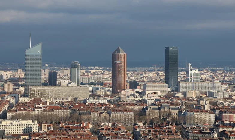 „Am plecat la muncă în Italia șase luni. Poate acum e rândul soției mele?”: Nu mi-am imaginat niciodată cât de ușor poate cheltui banii noștri