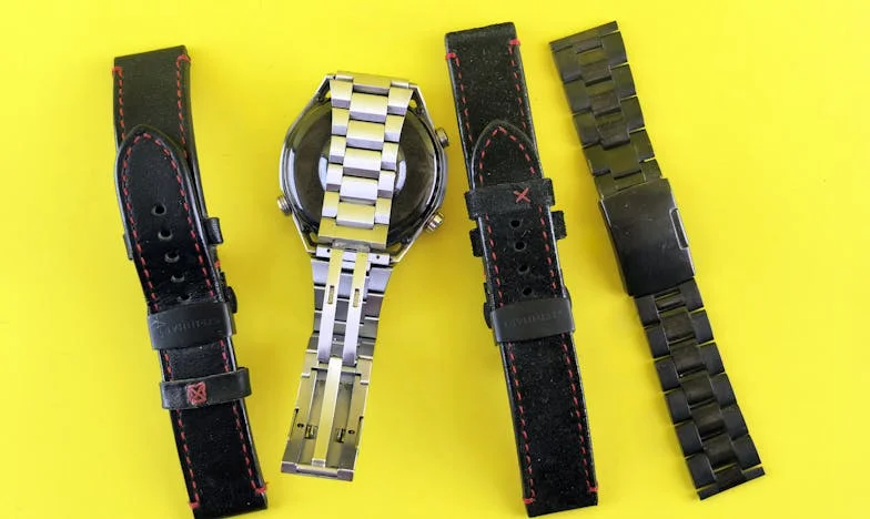 Când pensia devine promisiune: Povestea unei bunici și a nepotului său