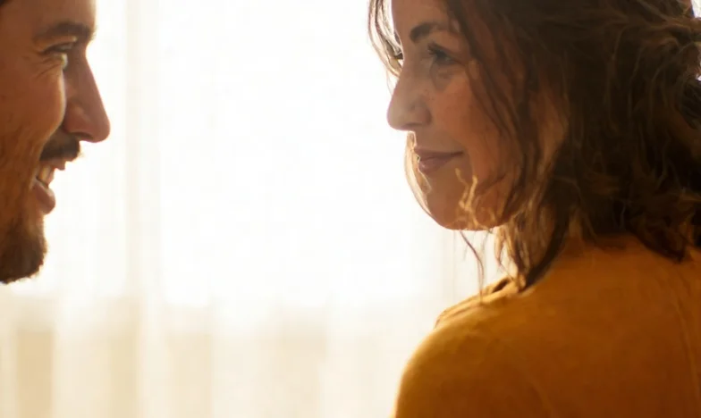 Casa care ne-a despărțit: Povestea unei mame și a fiului ei