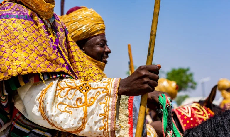 Între datorie și nedreptate: Povestea unei familii românești