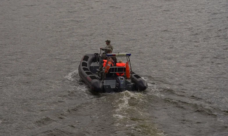 Între două lumi: Mama mea refuză să mă ajute, dar eu trebuie să-mi susțin familia